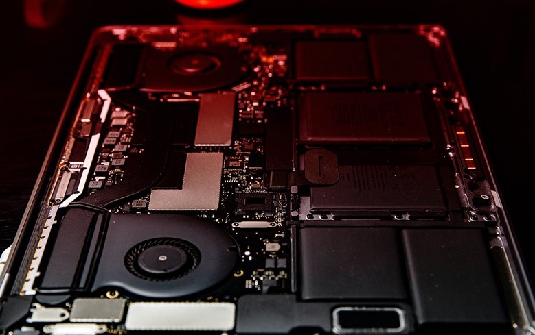 pin laptop Trung Quốc