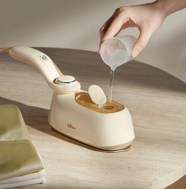 Bàn là hơi nước mini Trung Quốc