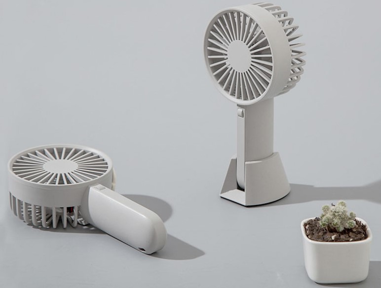 Quạt mini trung quốc