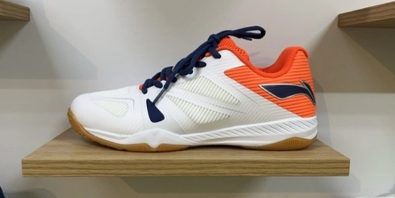 giày bóng bàn Trung Quốc